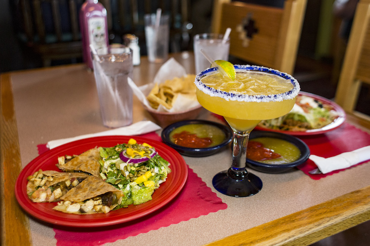 Welcoming Fort Wayne's Dining Guide highlights restaurants like El Azteca Mexican Restaurant and Tequila Bar.