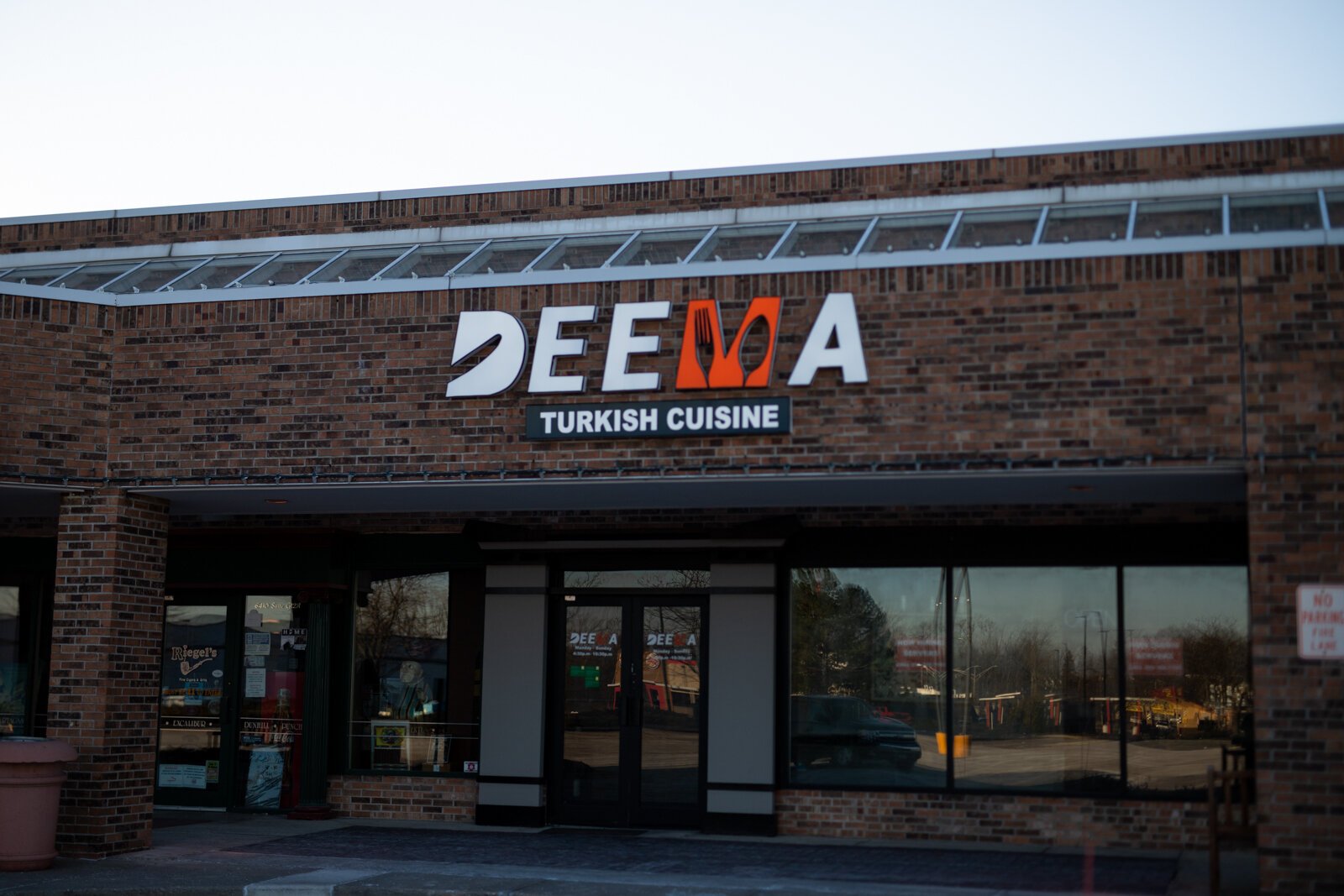 Deema is located in the former Yen Ching spot in Covington Plaza at 6410 W. Jefferson Blvd.