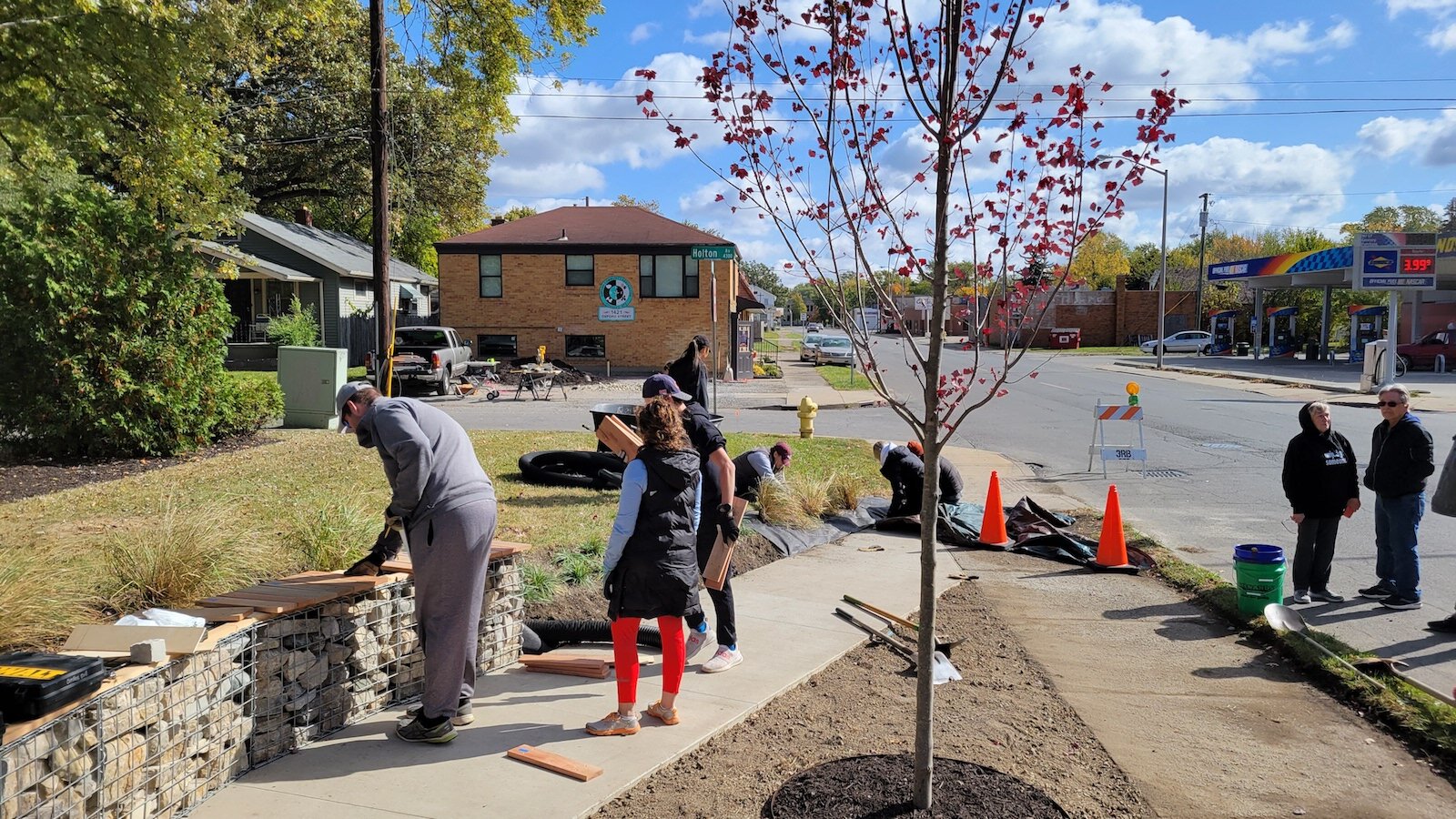 Design Collaborative's team worked with the Oxford Community Association in South East Fort Wayne to turn some underutilized land into a small resting place for residents.