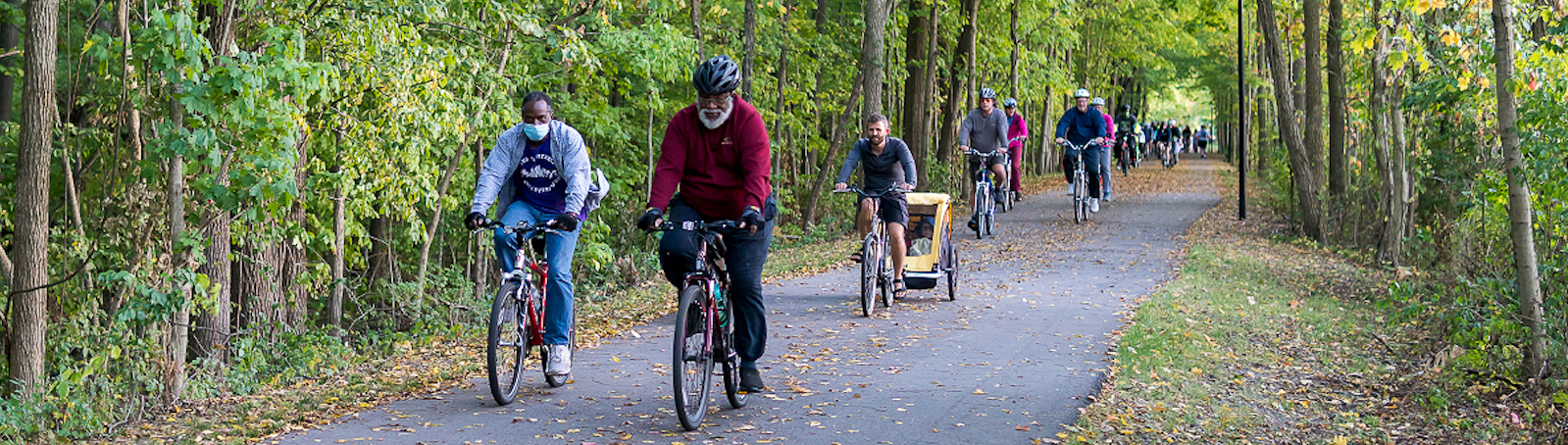 The City of Fort Wayne, New Haven, and Fort Wayne Trails host weekly family-friendly bike rides on Tuesday nights called Trek the Trails. 