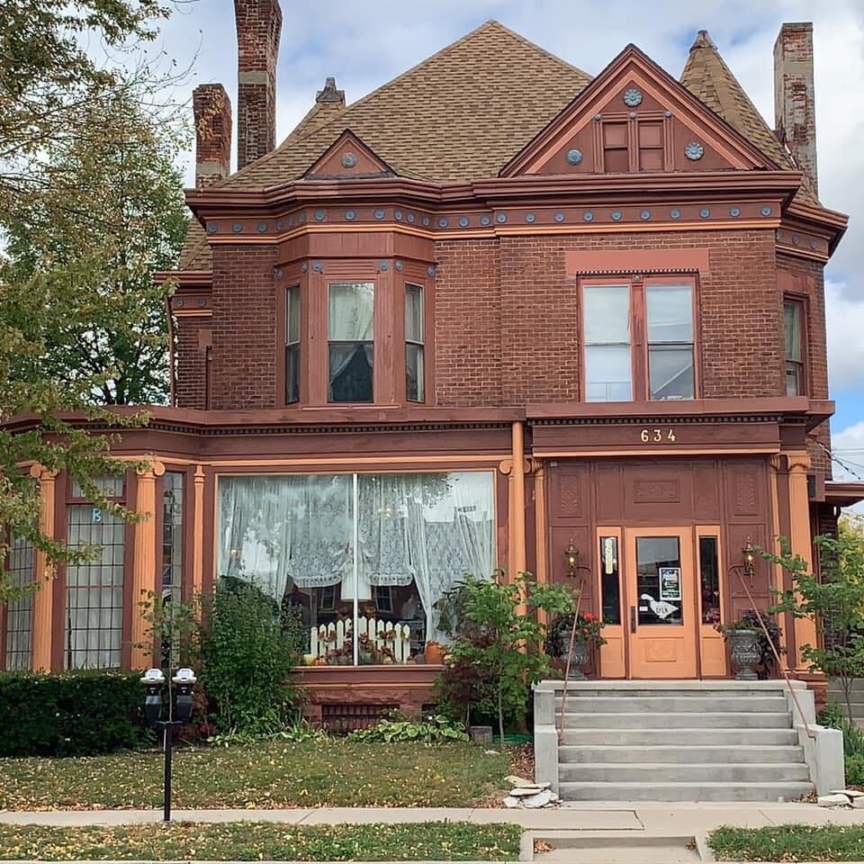 Sharon's House of Victorian Gifts, 634 W Berry St, Fort Wayne, IN 46802