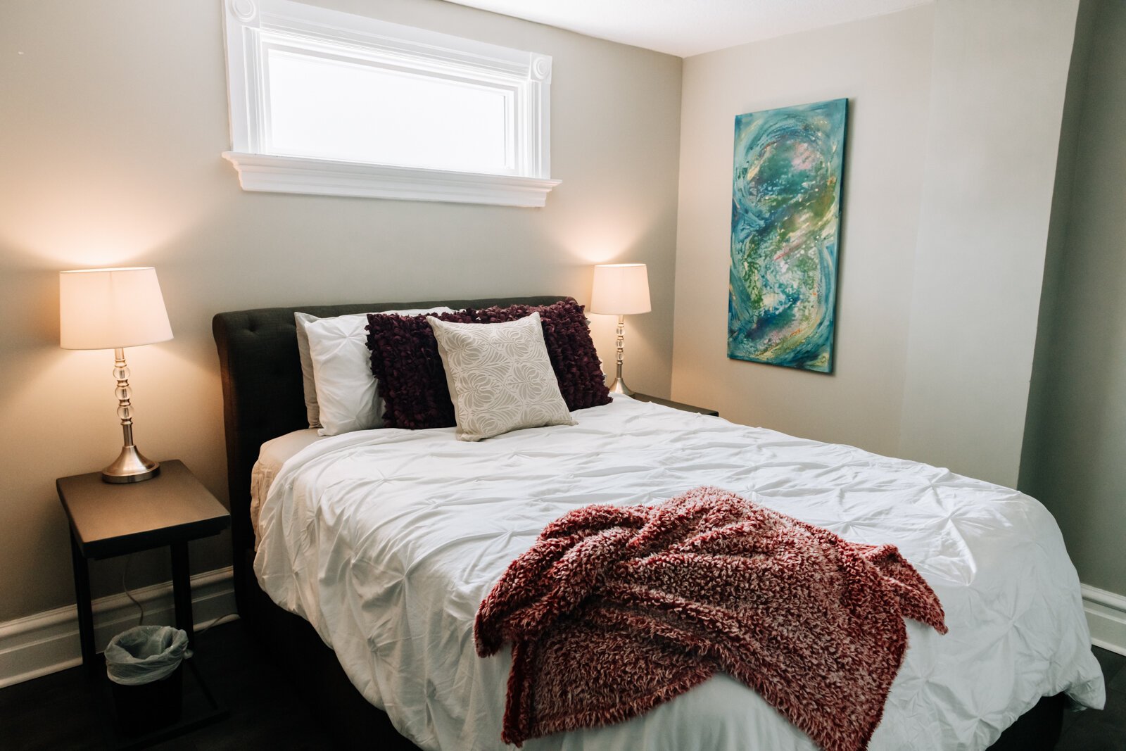 A bedroom on the loft floor.