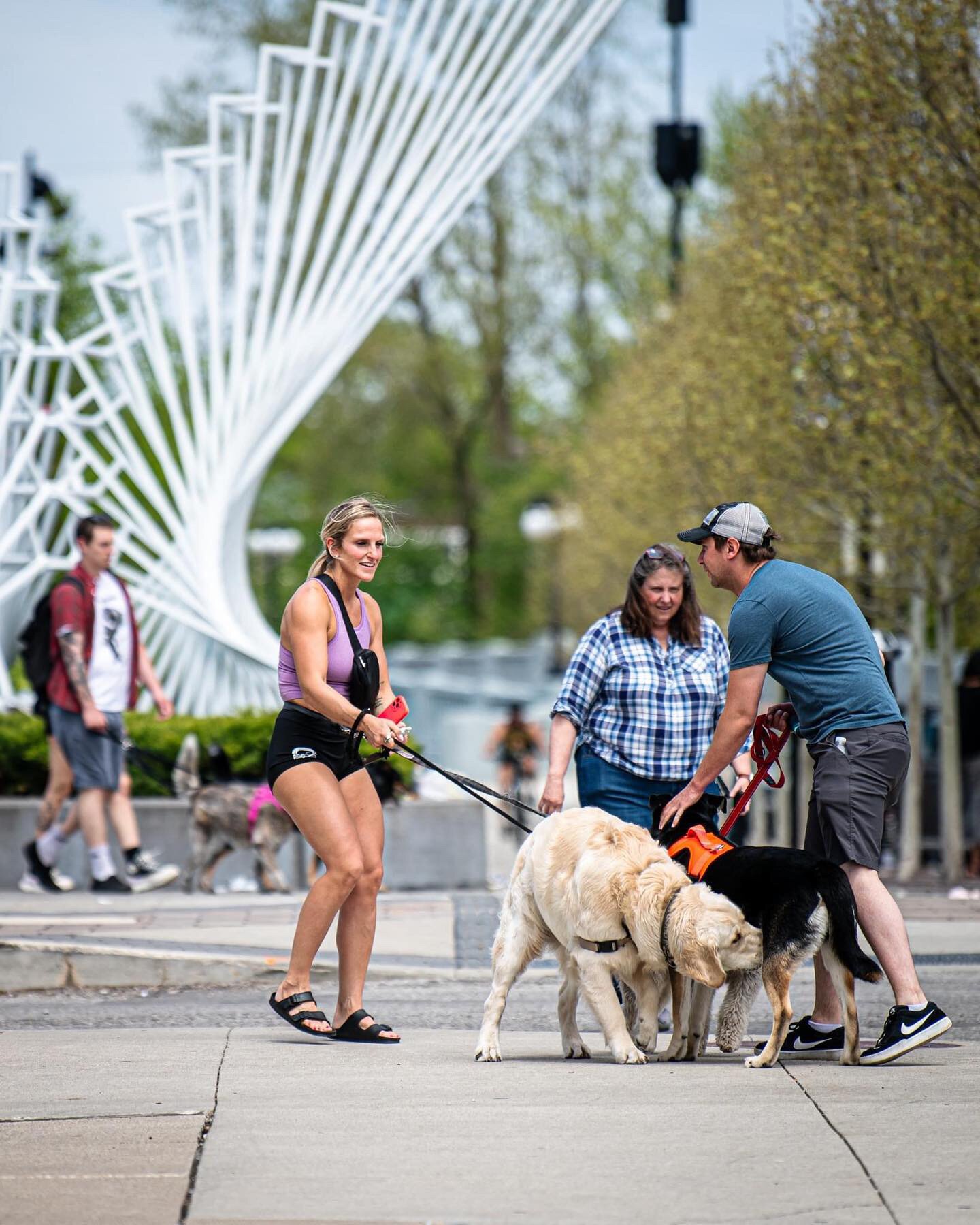 A photo from Candid Fort Wayne, a street photography Instagram.