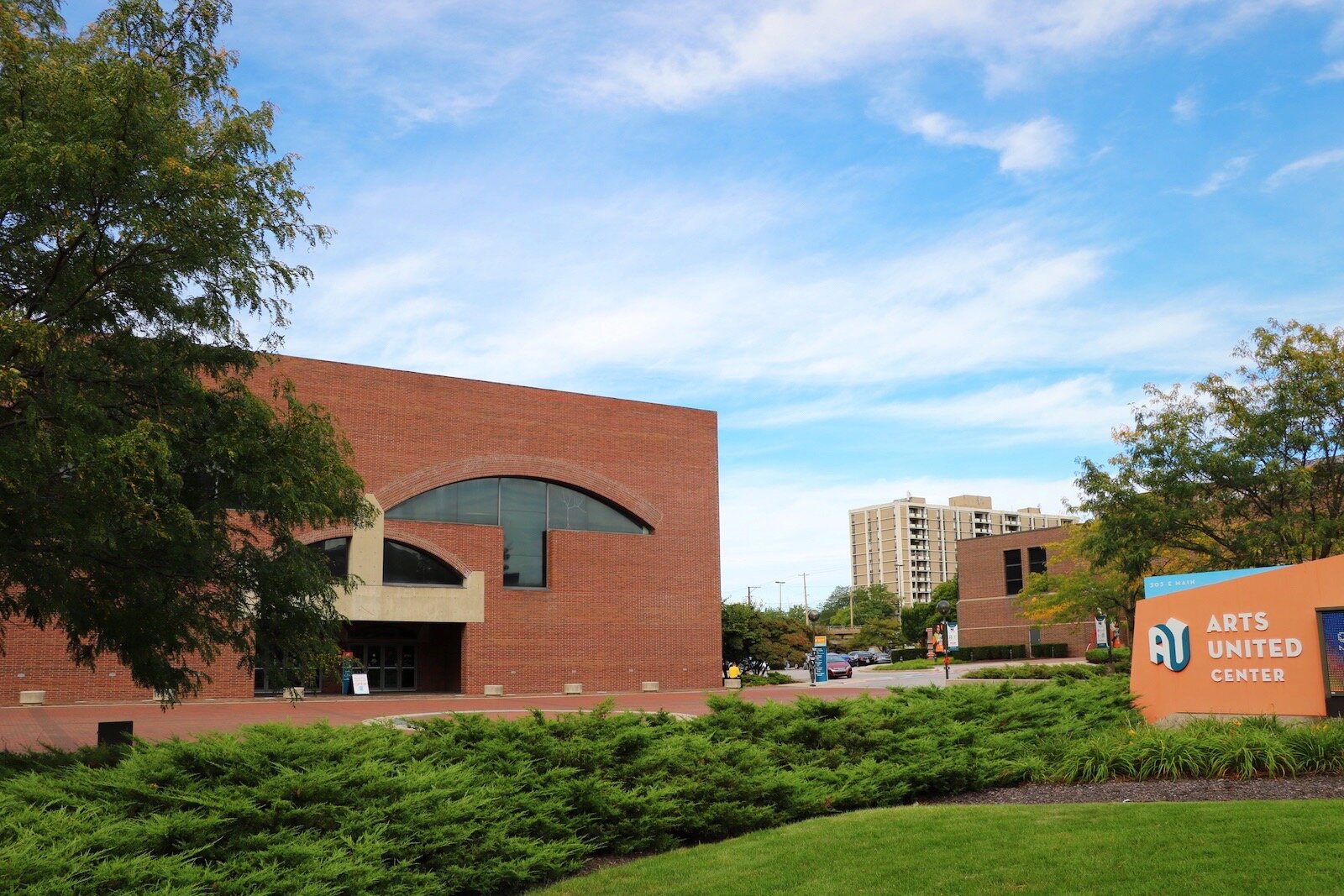 The Arts United Center is located in the heart of Fort Wayne's Downtown Arts Campus at 303 E. Main St.