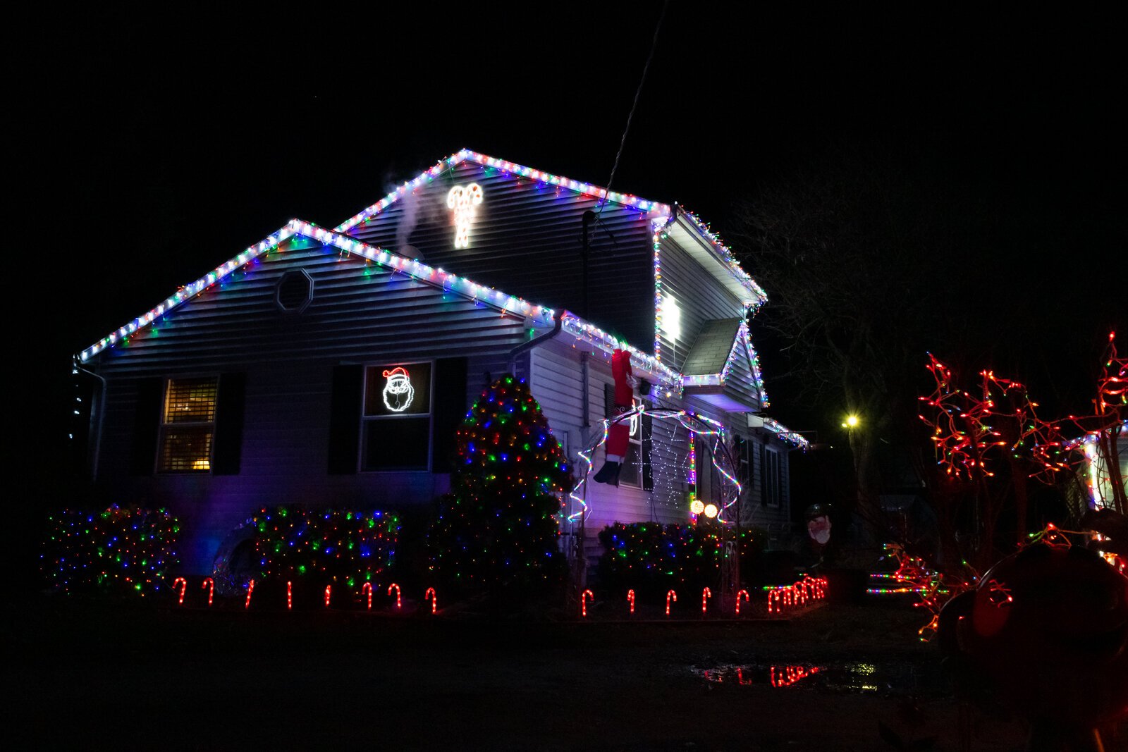 Marilyn Comstock &amp; family’s home is all decked out for Christmas at 3408 Addison Ave.