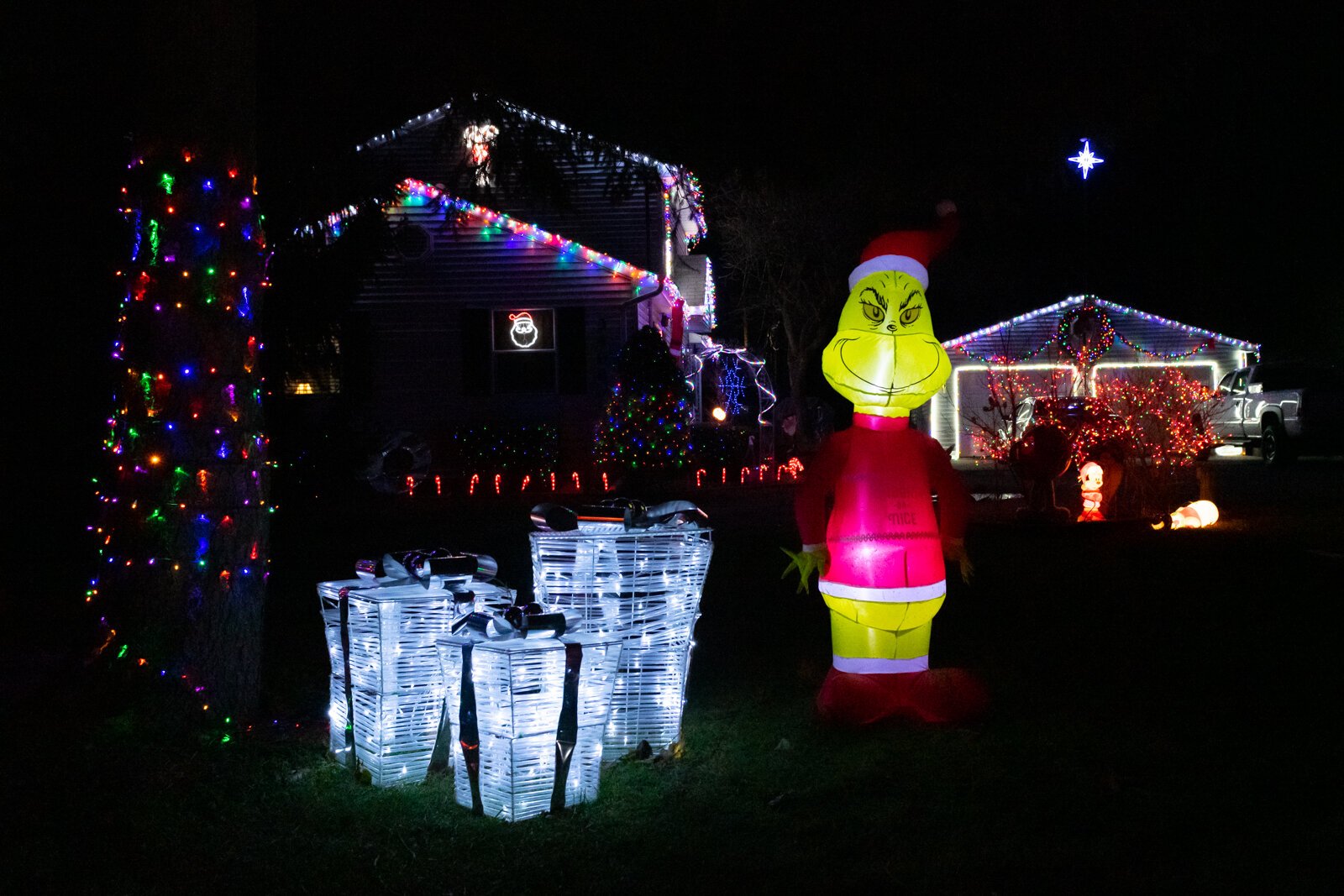 Marilyn Comstock &amp; family’s home is all decked out for Christmas at 3408 Addison Ave.