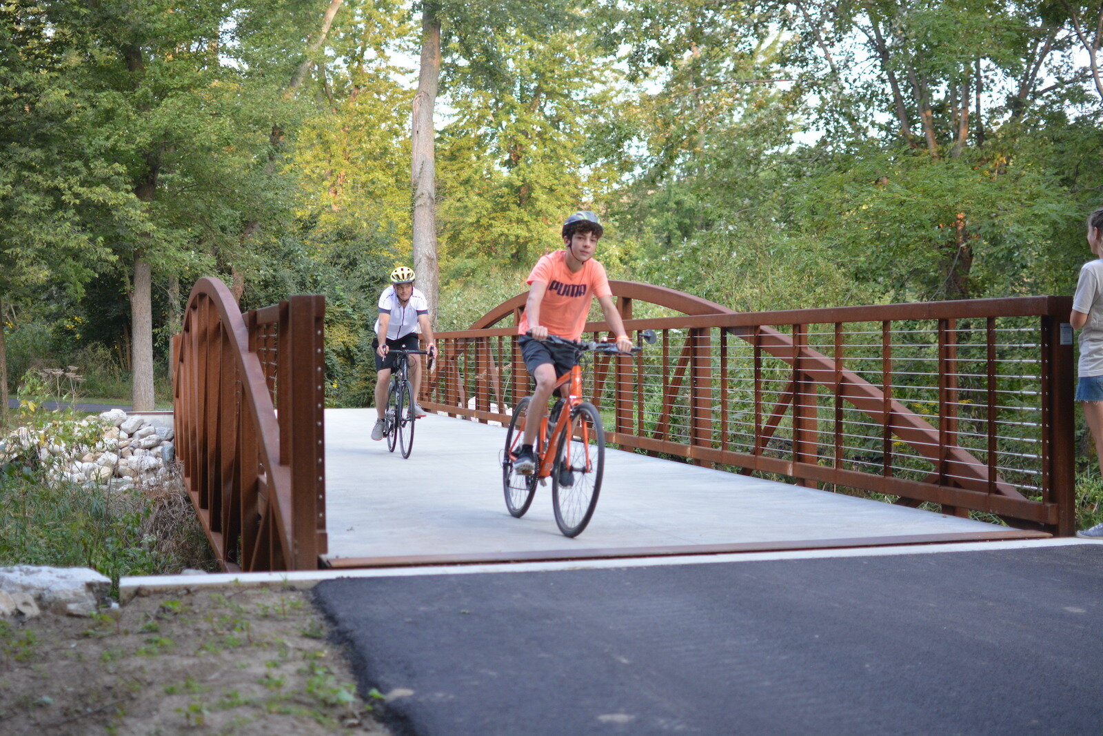 The Dam-to-Dam ride is designed by cyclists and has seven different mileage routes, making it perfect for riders of all abilities to enjoy the beautiful scenery of the Wabash River Trail and the Salamonie State Forest.