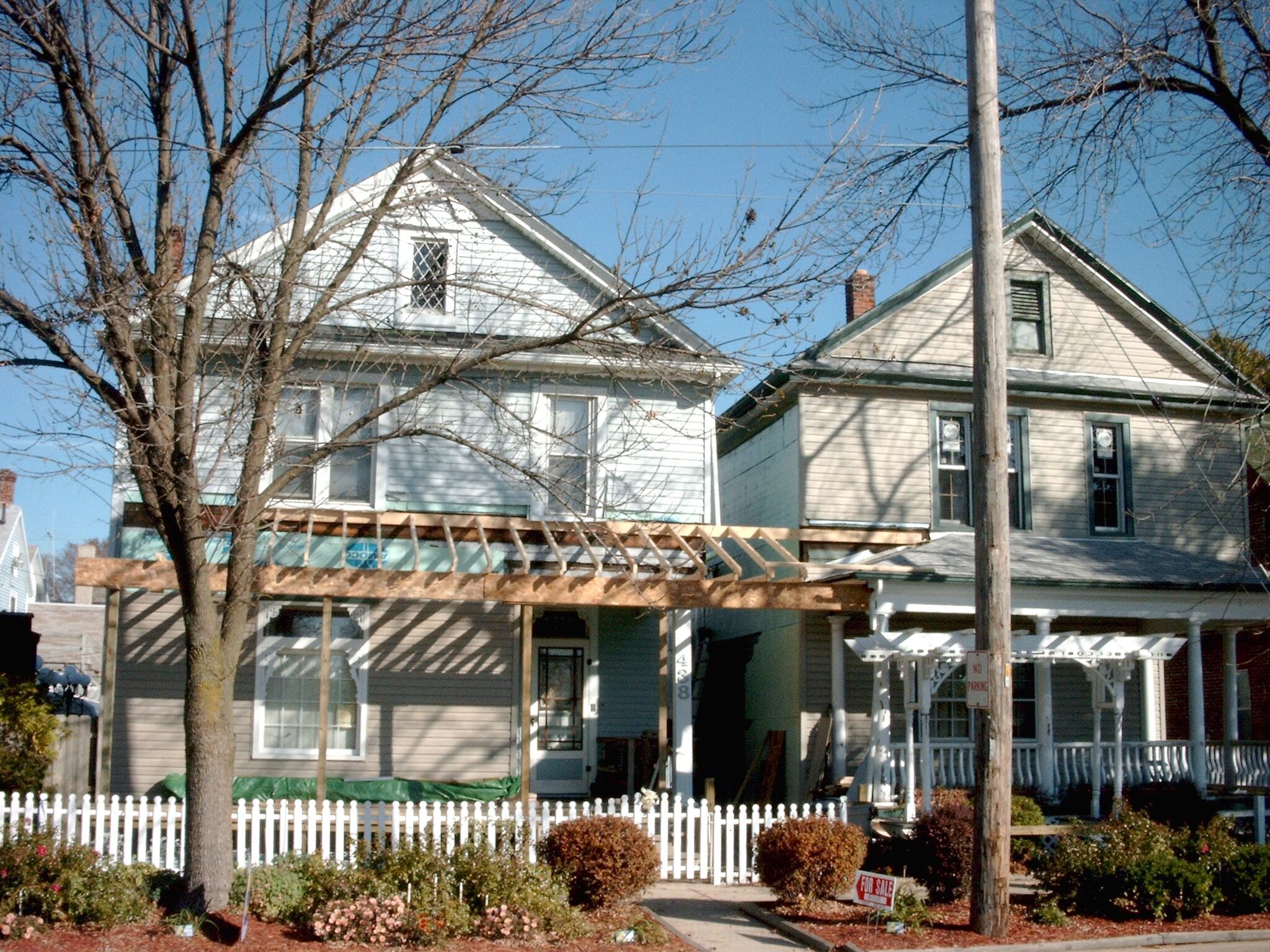 Jerry and Linda Vandeveer started renovating their house, connecting it with the house next door in 2002.