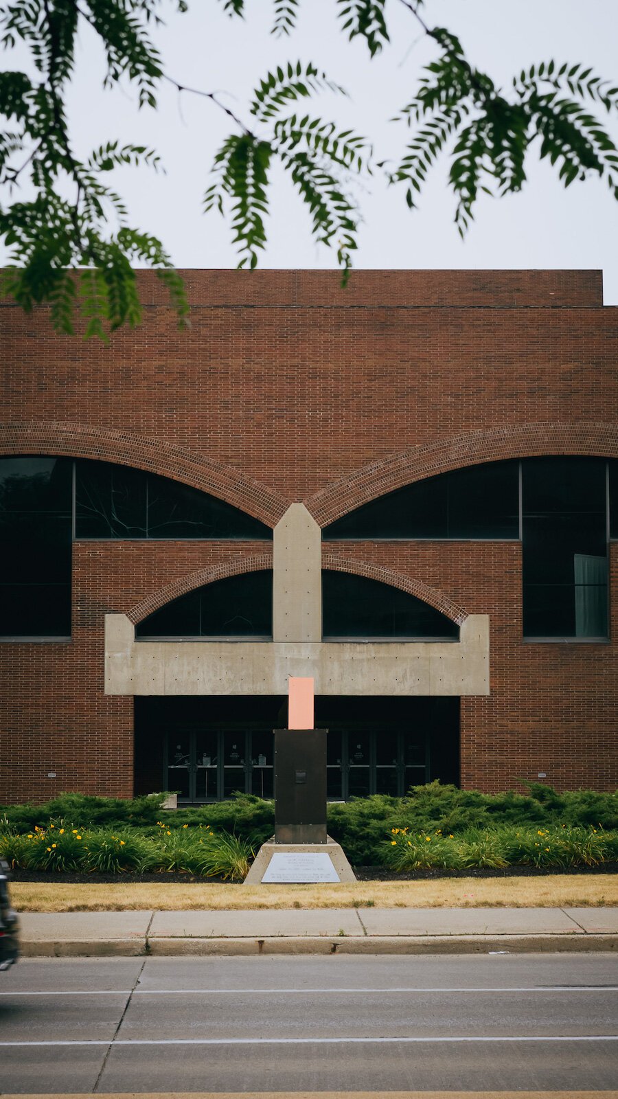 The Arts United Center