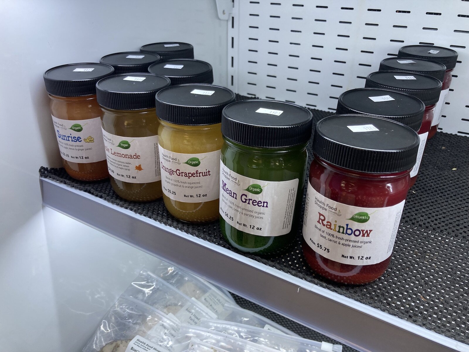 The Health Food Shoppe offers hand-prep, organic alternatives to fast food in its deli and bakery section.
