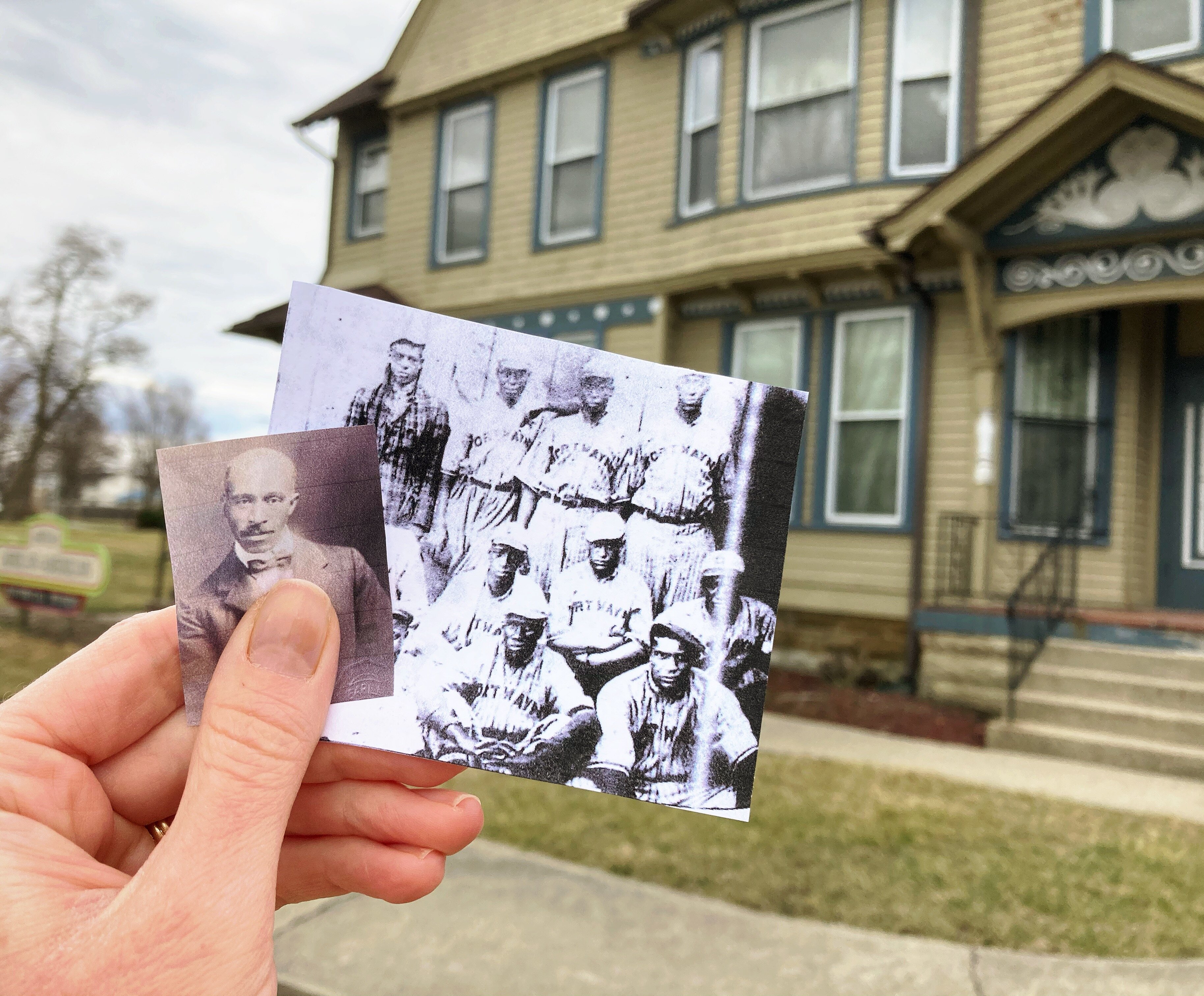 William E. Warfield and the Fort Wayne Colored Giants are history-makers in Fort Wayne. 