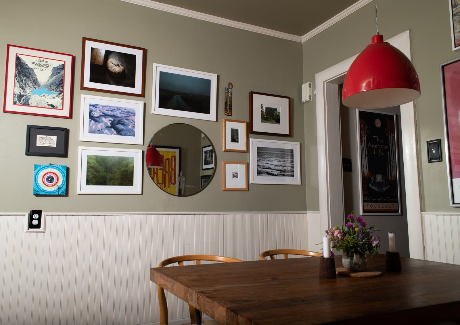 A breakfast nook in the kitchen.