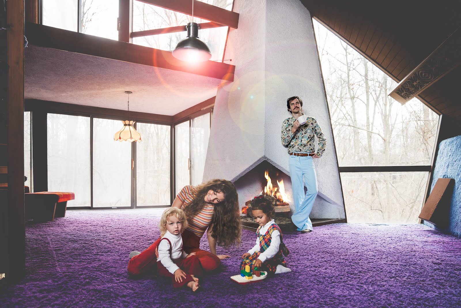 The Jackson family did a fun 70s-themed photoshoot with Fort Wayne photographer Dustin McKibben as a tribute to the home's retro design.