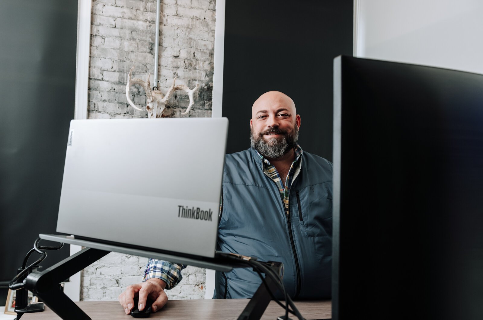 Portrait of Shane Araujo, President/Co-Founder of 3BG SUPPLY CO.