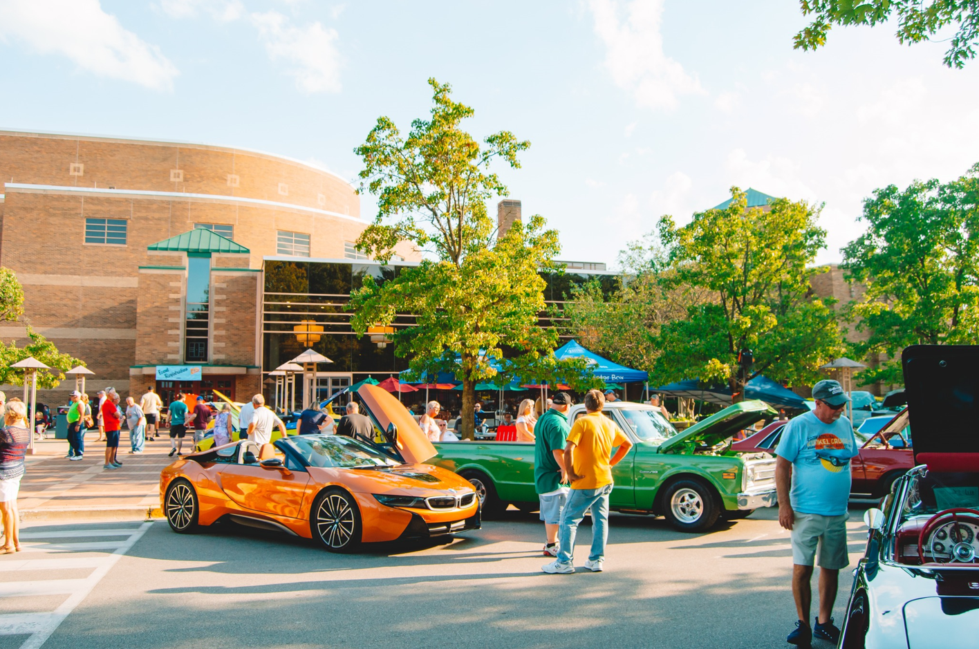 Proceeds from the Dave Kunkel Cruise-In go toward ALS research.
