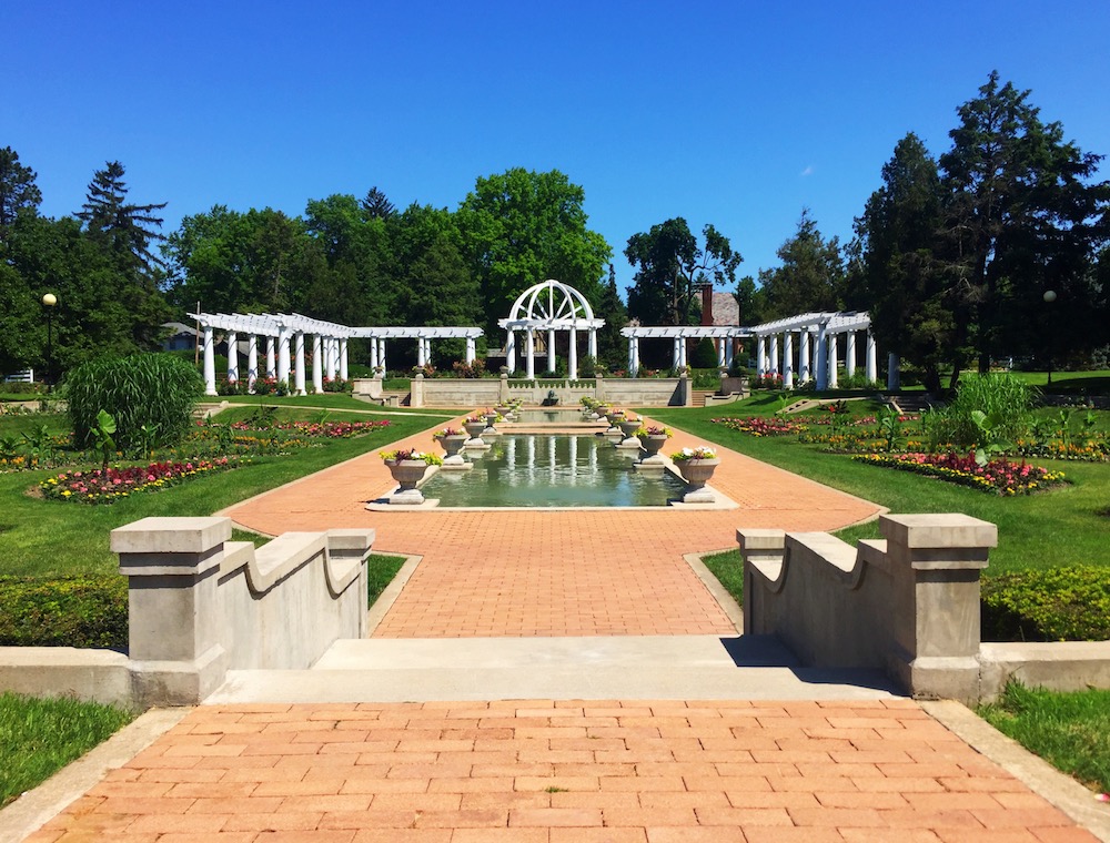 Lakeside Park offers a scenic escape from the rush of modern life.