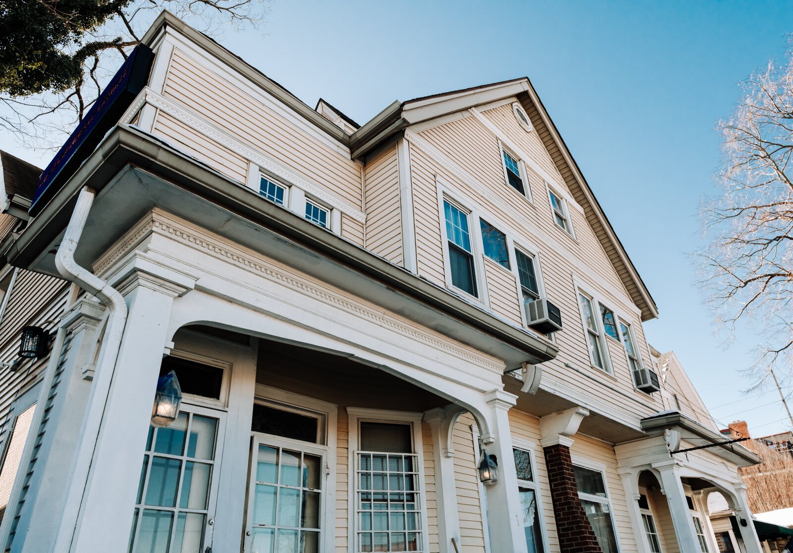 Exterior photos of the Thomas Snook House at 517 Washington Blvd., a part of LaSalle Guest Houses.