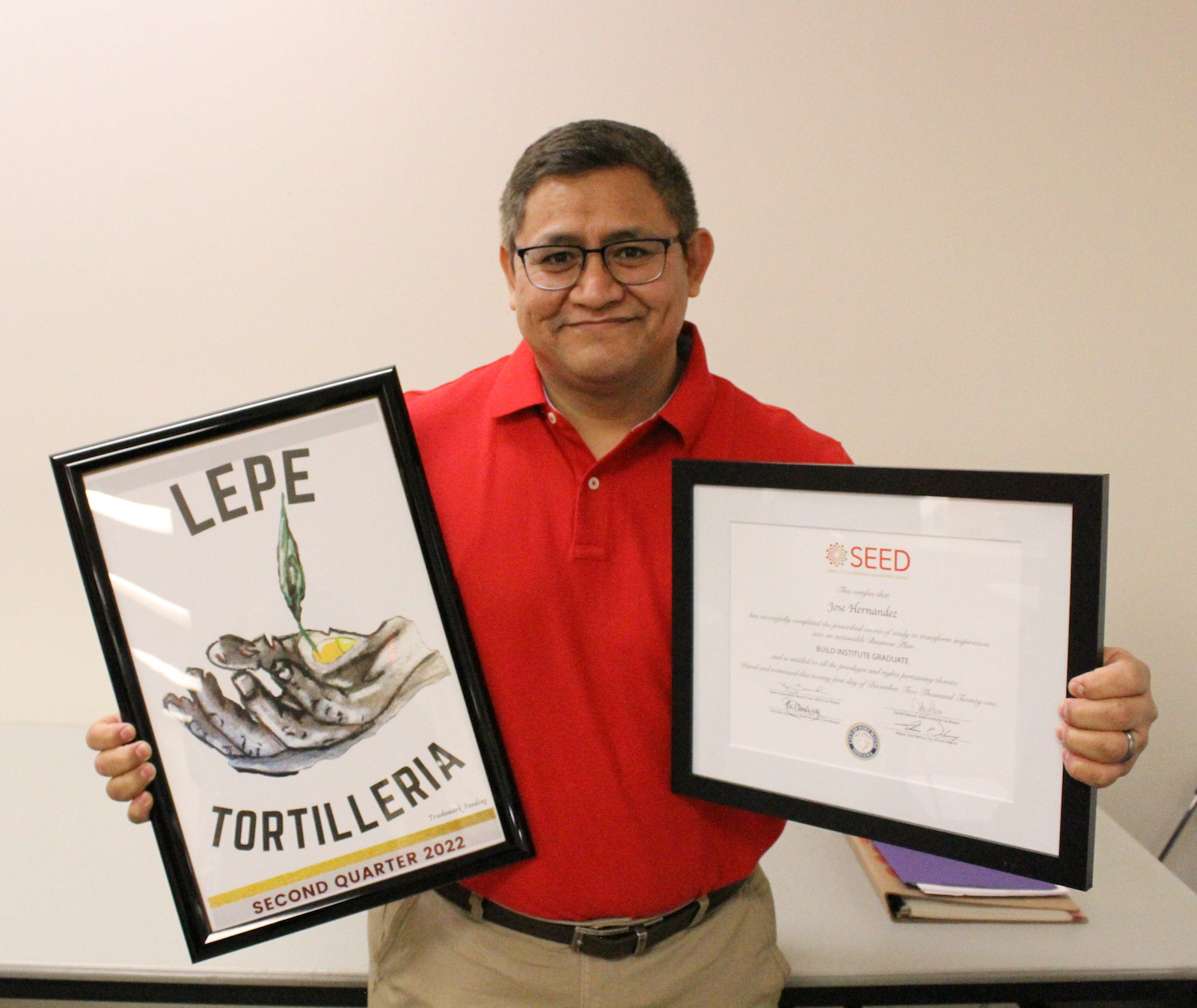 Entrepreneur Jose Hernandez of Lepe Tortilleria graduated from the first Spanish cohort of Build Institute in December 2021.