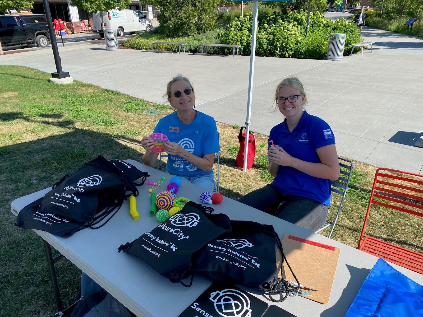 Sensory-friendly bags from Kulture City being handed out.