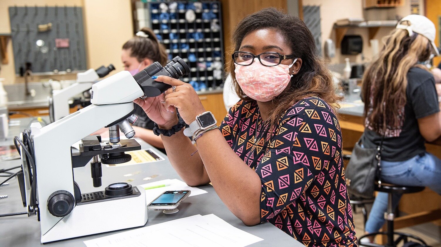 Students in class at Purdue Fort Wayne wear masks.