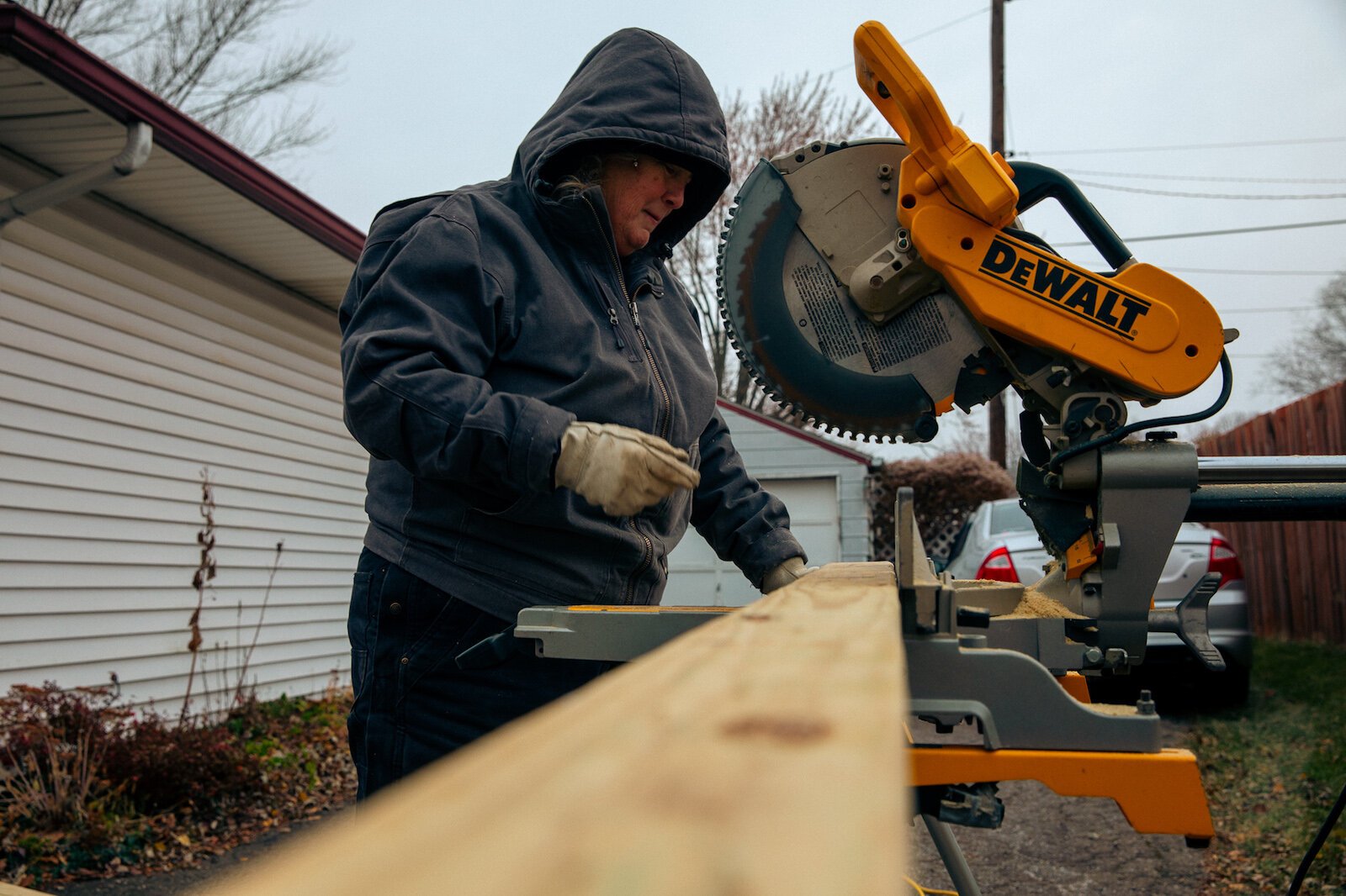 NeighborLink volunteers collaborate on service projects in Fort Wayne neighborhoods, like building ramps.