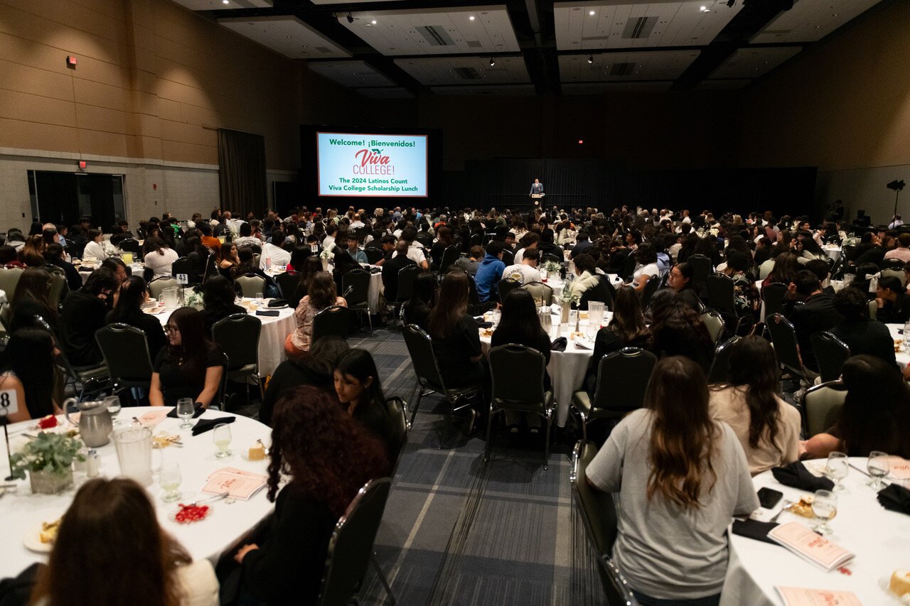 Latinos Count’s annual scholarship luncheon brings together hundreds of Latino students, families, educators, and community partners for a celebration of educational achievement/
