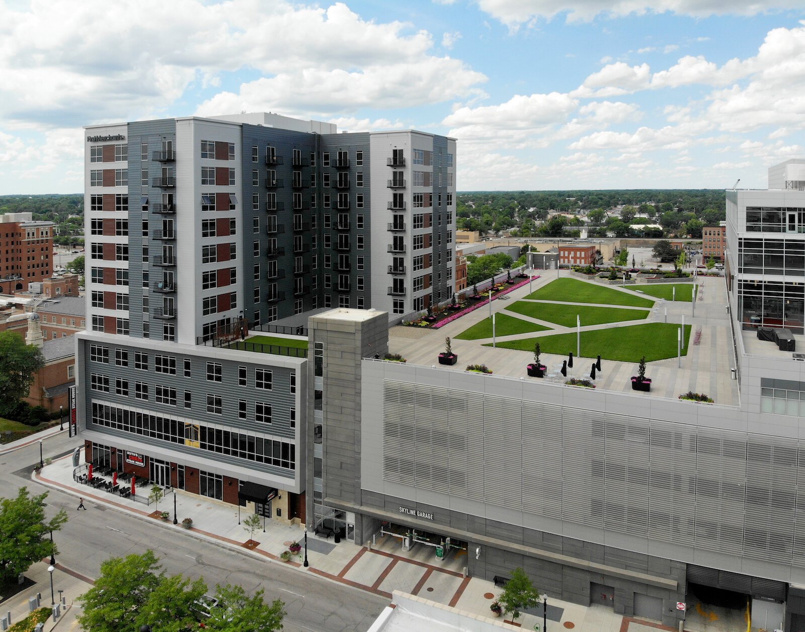 Skyline Park is a private green roof atop a fifth story parking garage connected to Skyline Tower at 855 Webster St.