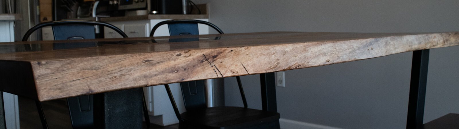 A detail shot of Lee Hoffmeier's first dining table in his home.