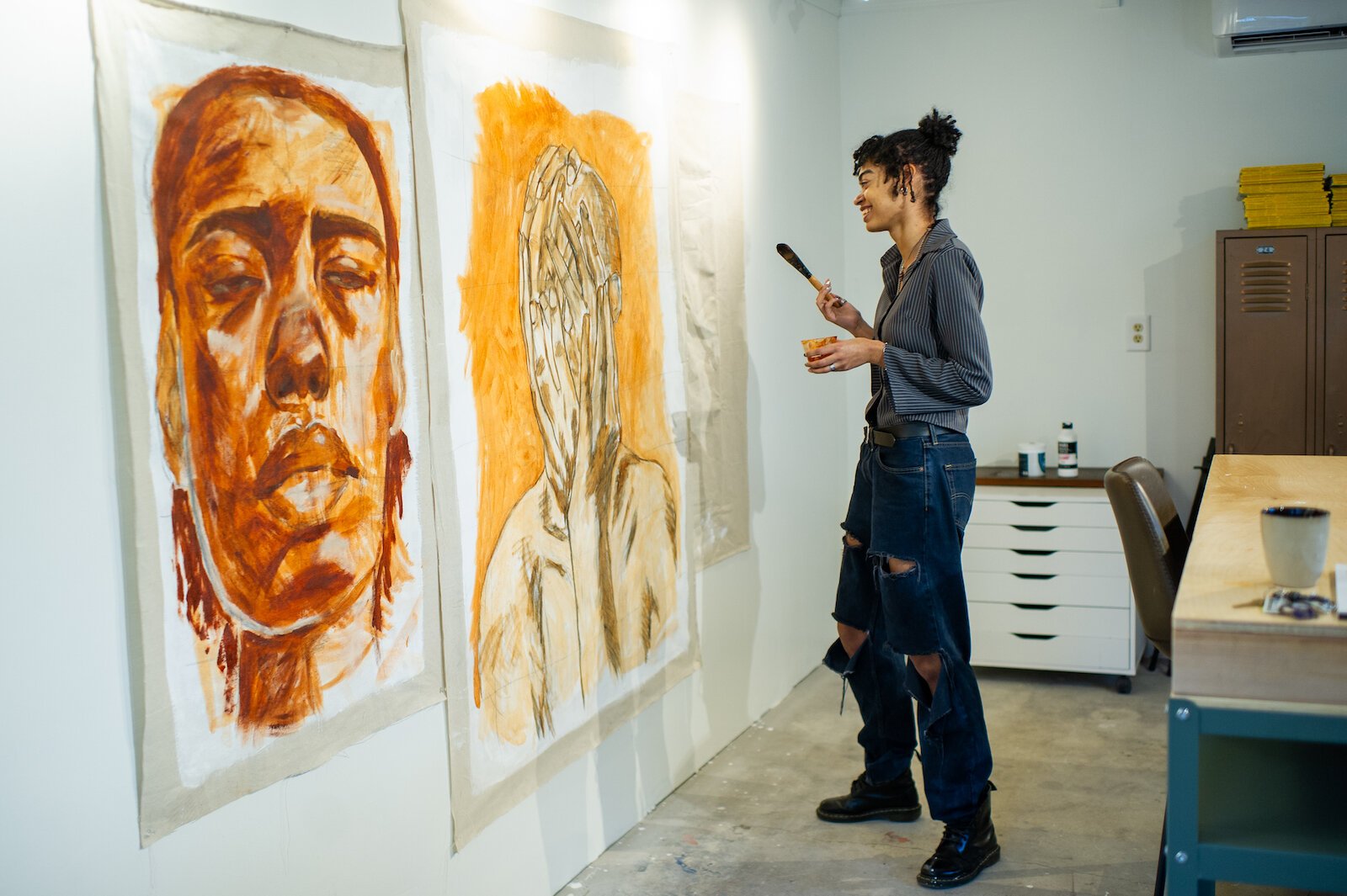 Urshula Dunn from the Pacific Northwest works in the detached studio at Kinhouse Art's residency house.