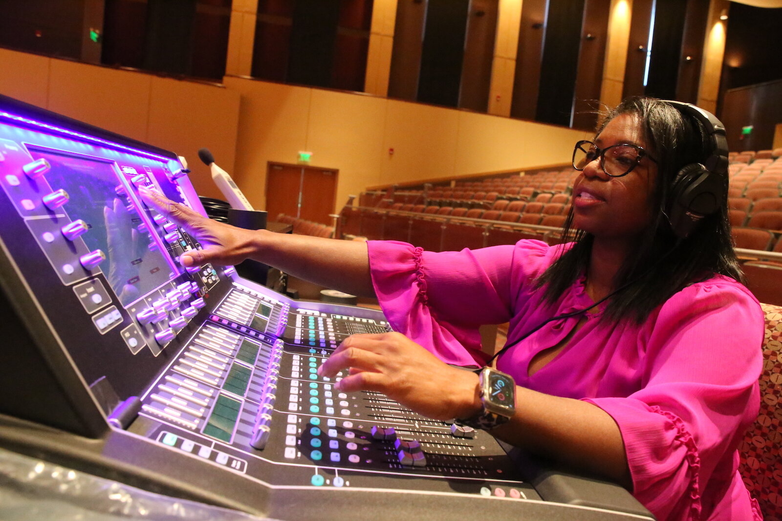 Virginia Richardson of Tilde Multimedia is an Audio Engineer and House Manager at Purdue Fort Wayne.