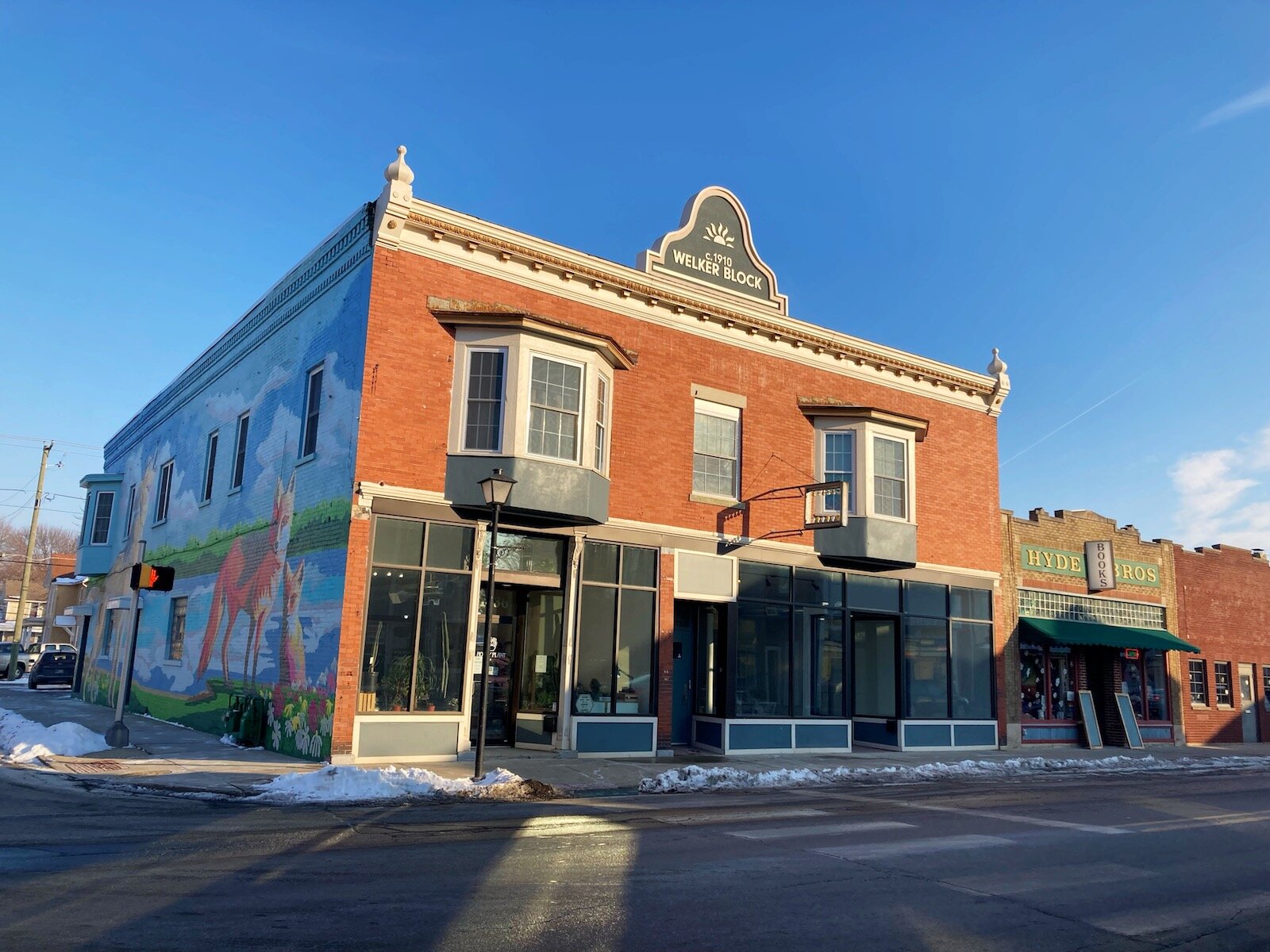 The Honey Plant is expanding inside the former Linda Lou’s furniture building at 1434 and 1436 Wells St.