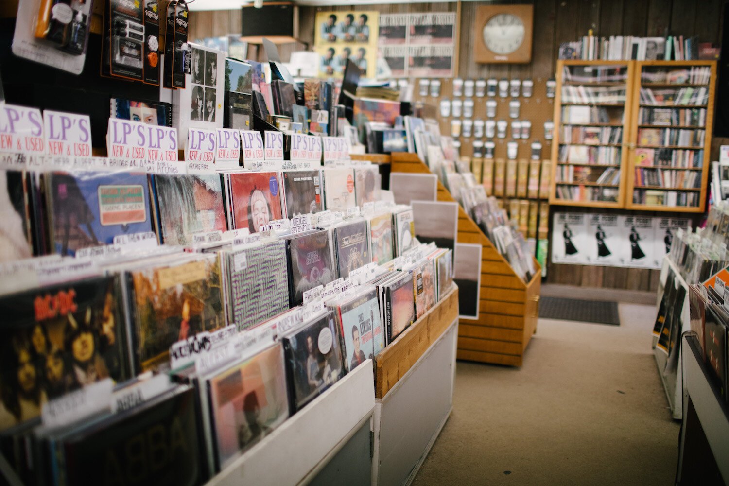Record stores are making a comeback nationwide, and the trend is still on the rise.